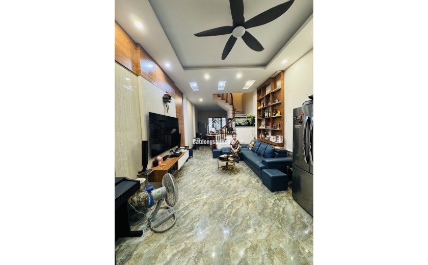 BÁN NHÀ PHỐ BỒ ĐỀ – 51M² – Ô TÔ ĐỖ CỬA – NGÕ THÔNG – NGAY CHÂN CẦU – GIÁ CHÀO 13,2 tỷ