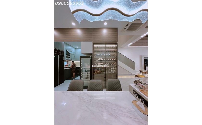 Bán biệt thư compound , Hưng thái - Phú Mỹ Hưng , 4 PN, FUll NT cao cấp - giá bán 39 tỷ