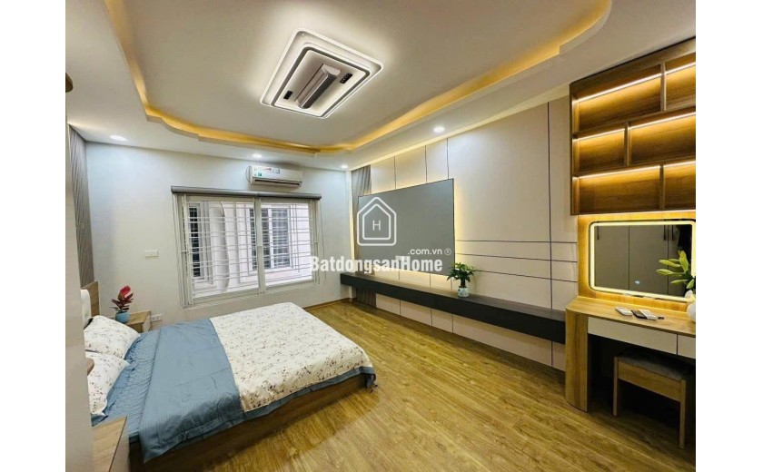 Bán nhà Tả Thanh Oai, Thanh Trì + 42 m², 5T, full nội thất xịn xò + 5,45 tỷ + 0844444453