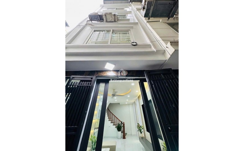 Bán nhà Tả Thanh Oai, Thanh Trì + 42 m², 5T, full nội thất xịn xò + 5,45 tỷ + 0844444453