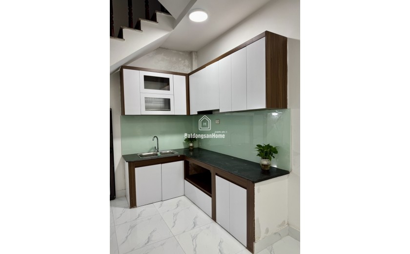 NHÀ ĐẸP – NGUYỄN ĐỨC CẢNH 5 TẦNG 30M2 LÔ GÓC – 2 MẶT THOÁNG – CÁCH Ô TÔ 1 NHÀ GIÁ 6 TỶ