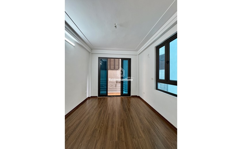 NHÀ ĐẸP – NGUYỄN ĐỨC CẢNH 5 TẦNG 30M2 LÔ GÓC – 2 MẶT THOÁNG – CÁCH Ô TÔ 1 NHÀ GIÁ 6 TỶ