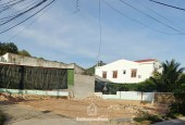 BÁN LÔ ĐẤT 2 MẶT TIỀN CỰC ĐẸP TẠI HÒN NGHÊ, VĨNH NGỌC.