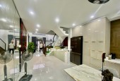 Bán nhà 4 tầng, 122m², 4PN, 4WC, Q.9, 12.8 tỷ, sổ hồng