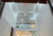 Nhà đẹp nét căng Hồng Tiến, 49,6m2 x 4 tầng, giá 8,4 tỷ.