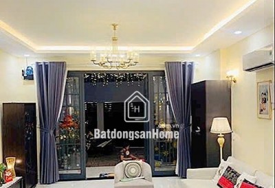 Bán nhà Quận 7 giá rẻ, đường Nguyễn Thị Thập