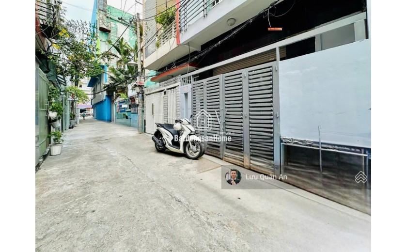BÁN NHÀ HXH TRÁNH-NGÃ 4 HÀNG XANH - 65M2 (5X14) - 3 TẦNG - 4 PN- SÁT MẶT TIỀN - HOÀN CÔNG CHUẨN - CHỈ 12.X TỶ