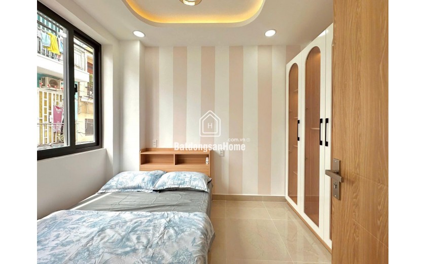Bán nhà đẹp Lê Văn Duyệt – Hẻm kinh doanh ô tô – 3 tầng – 2PN – Khu sầm uất Bình Thạnh