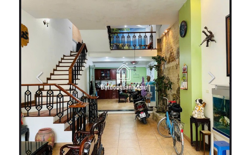 ÔNG ANH GỬI NHÀ MẶT PHỐ Ở PHƯỜNG HOÀNG MAI VỊ TRÍ CỰC ĐẸP, VỪA Ở, VỪA KINH DOANH DÒNG TIỀN TỐT, OTO ĐẬU ĐỖ THOẢI MÁI