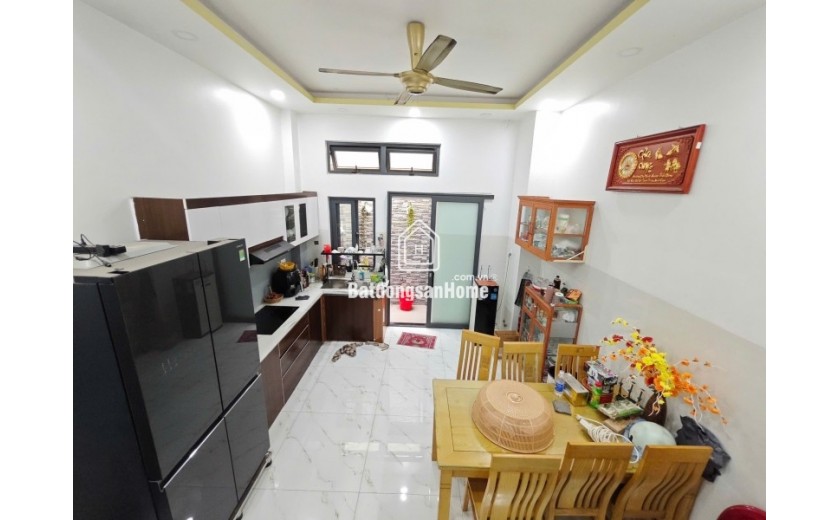 Bán nhà 4 tầng, 62m², 4PN, 5WC, 6.7 tỷ, Tam Bình, Thủ Đức