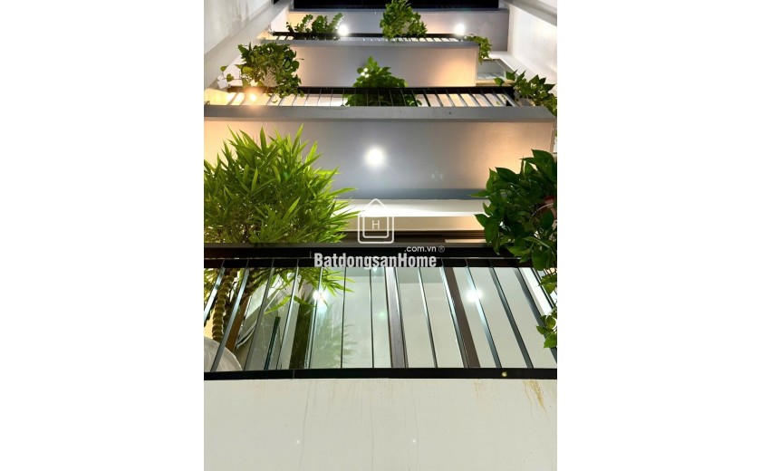 BÁN CĂN NHÀ ĐẸP, 5 TẦNG 47M2 NGỌC THỤY LONG BIÊN