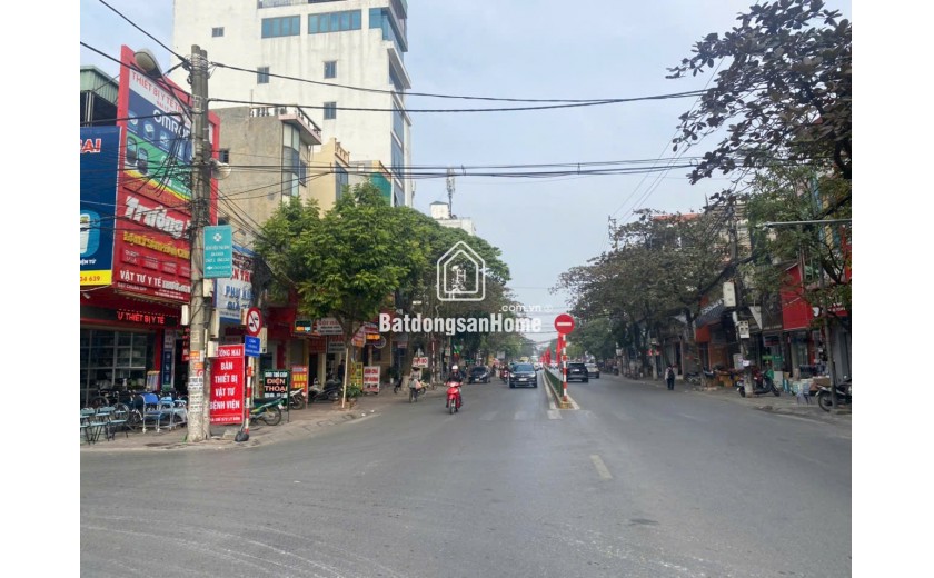Bán nhà 3 tầng Mặt đường kinh doanh Lý Bôn