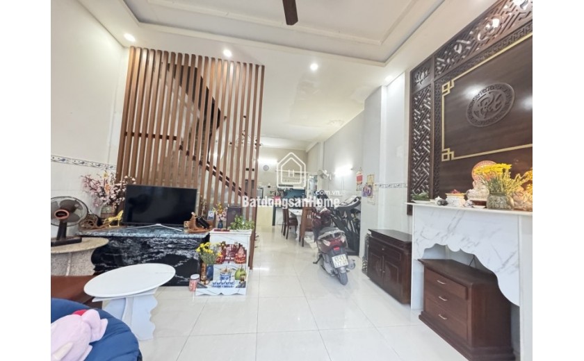 Bán nhà 77m², 2 tầng, 3PN, Q.9, 4.7 tỷ, sổ hồng