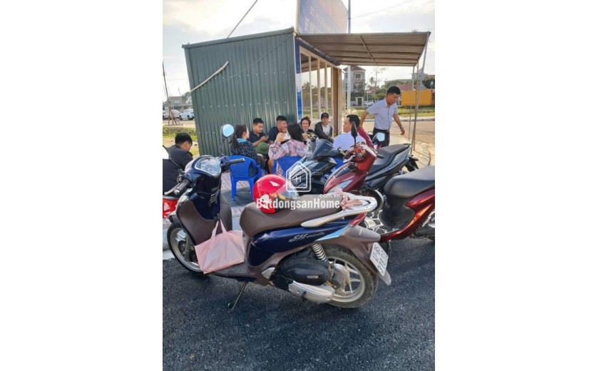 Chính chủ gửi bán mặt ngoài trục chính dự án Quỳnh Mỹ - vỉa hè rộng, kinh doanh buôn bán tốt