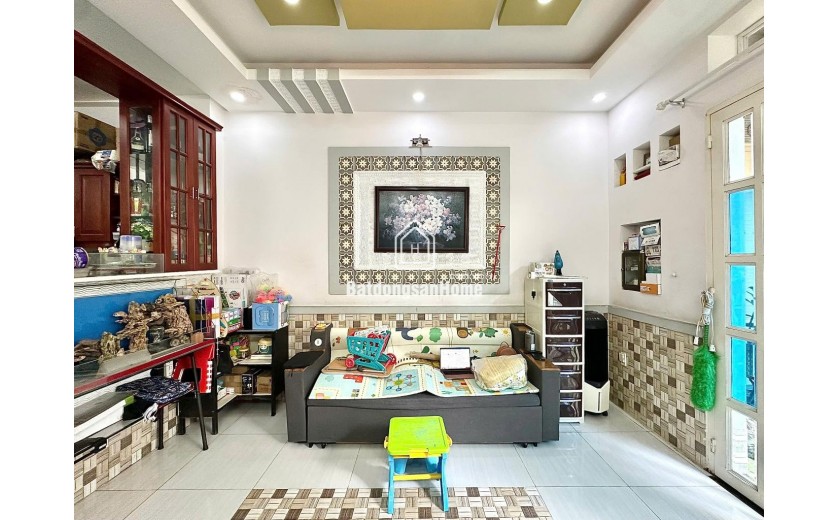 Bán ngôi nhà hẻm xe hơi Phạm Văn Đồng Quận Bình Thạnh DT 45m2