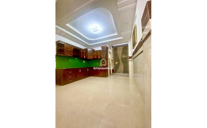 Bán nhà 64m², 4PN, 4WC, 3 tầng, Q.9, 7,05  tỷ, sổ hồng
