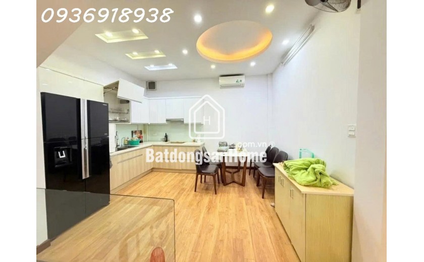 Chỉ 19 tỷ-gara ô tô-phân lô VIP nhất Hoàng Quốc Việt, Cầu Giấy, HN