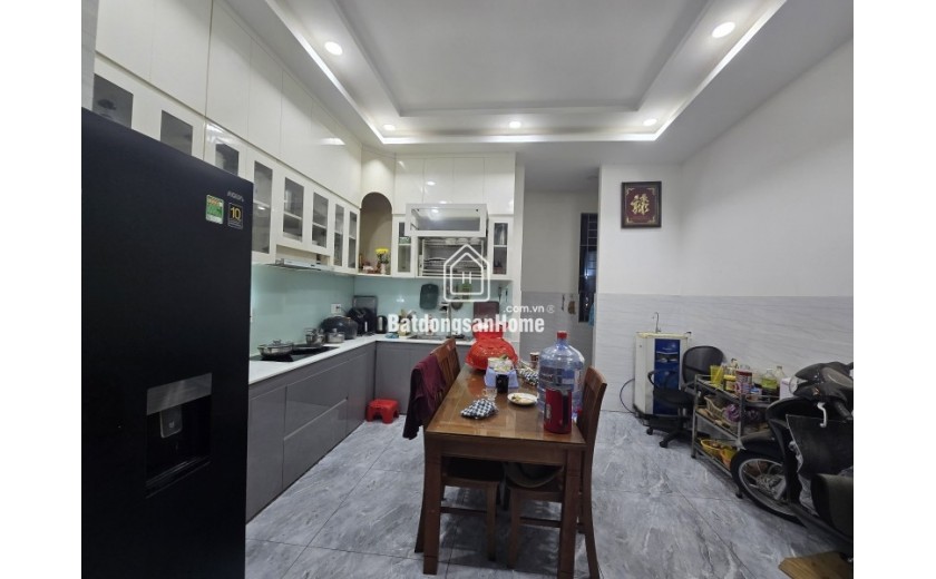 Bán nhà mặt phố Bình Chiểu, Thủ Đức, nhà 4 tầng, DT 332m², sổ hồng. Giá 15.35  tỷ