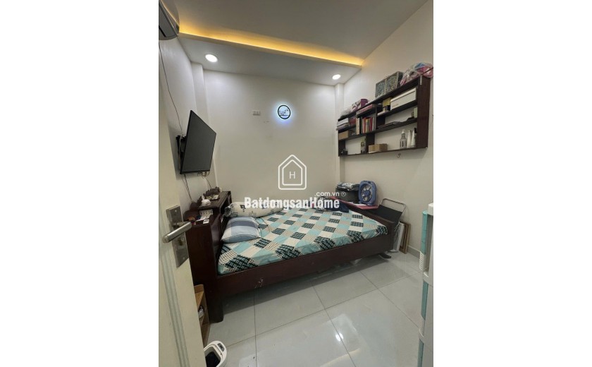 ☘️HIẾM CÓ KHÓ TÌM: NHÀ 4 TẦNG ĐẸP NHƯ MỚI – HẺM Ô TÔ – Ở, LÀM VP HOẶC KD ĐỀU TUYỆT VỜI – Q6 VIP