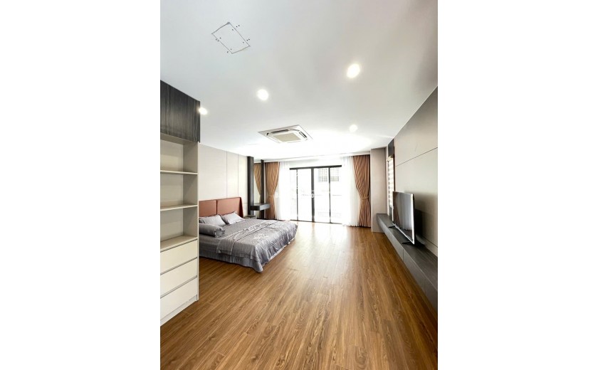 BÁN CĂN NHÀ 6 TẦNG NGỌC THỤY – THANG MÁY – 2 MẶT NGÕ