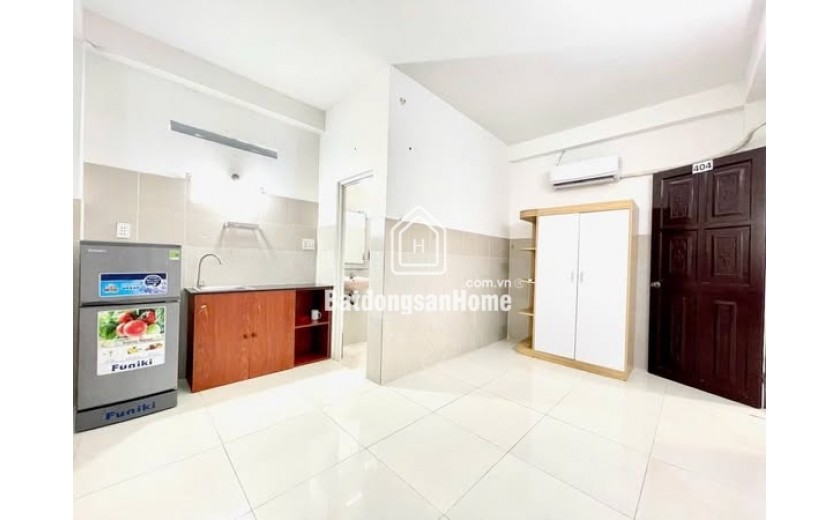Siêu phẩm CHDV - sát bên Q1 - 52m2 - 4 tầng - DT lên đến 30 tr/ tháng - sổ A4 - Chỉ 6.x