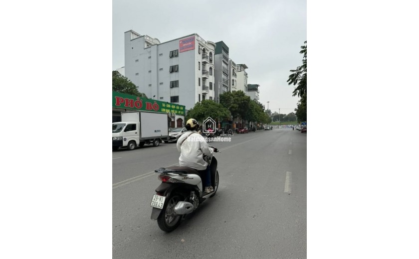 BÁC HƯNG QUÂN ĐỘI B.Á.N NHÀ NGỌC THỤY- LONG BIÊN - 7 tỷ -40M - 5 TẦNG - Ô TÔ ĐỖ CỬA- GẦN VIỆT PHÁP.