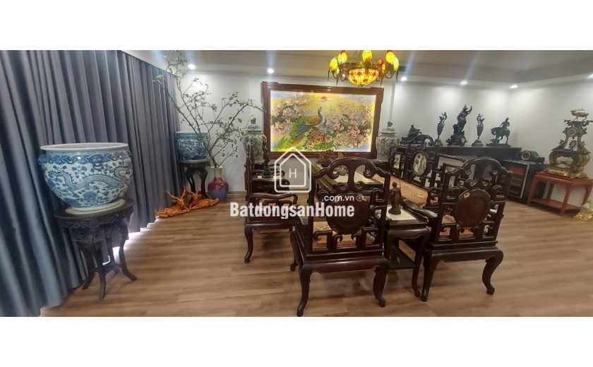 Bán nhà phân lô Phú Diễn, 79m2, 7 tầng, gần đại học Tài Nguyên Môi Trường, nhà đẹp, ở ngay