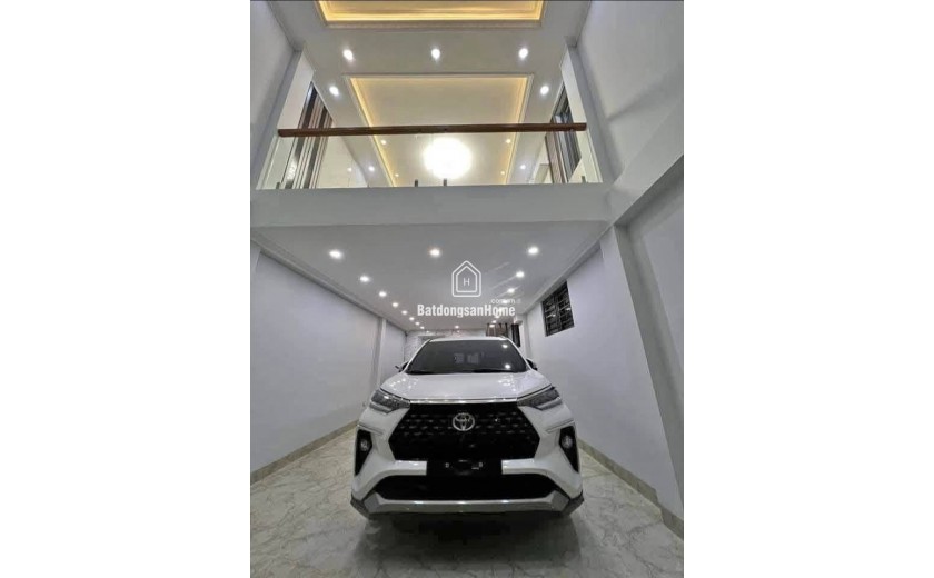Chị HƯƠNG BÁC SỸ BÁN NHÀ NGỌC THỤY, LONG BIÊN 5 TẦNG, Ô TÔ NGỦ TRONG NHÀ - HƠN 7 TỎI