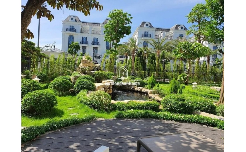 ELEGANT PARK VILLA 380M, MT 39.3 - 105 tỷ
BIỆT THỰ SIÊU ĐẸP, LÔ GÓC, VIEW VƯỜN HOA, NỘI THẤT TRIỆU ĐÔ