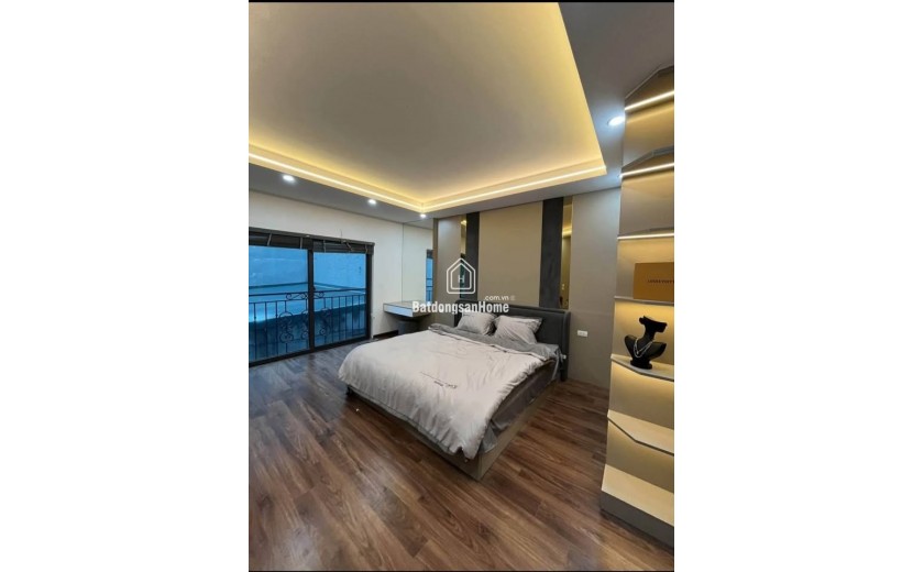 BÁN GẤP - NHÀ NGỌC THỤY - BỒ ĐỀ 
Diện tích 45m² – 5 tầng – Nhà mới đẹp – Gần Ô TÔ – Giá chỉ hơn 6 TỶ!