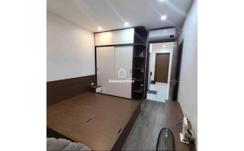 BÁN NHÀ PHỐ NGỌC LÂM – VỊ TRÍ ĐỈNH – GIÁ CỰC MỀM CHỈ 6.X TỶ  
 Diện tích: 46m² – 4 Phòng Ngủ – Nhà dân xây cực chắc chắn