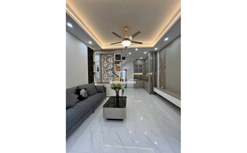 HƠN 7 ĐỒNG - 42M “SIÊU PHẨM NGỌC THỤY” – NHÀ ĐẸP DÂN XÂY, Ô TÔ ĐỖ CỬA – GẦN TRƯỜNG QT PHÁP, KHAI SƠN, CÔNG VIÊN