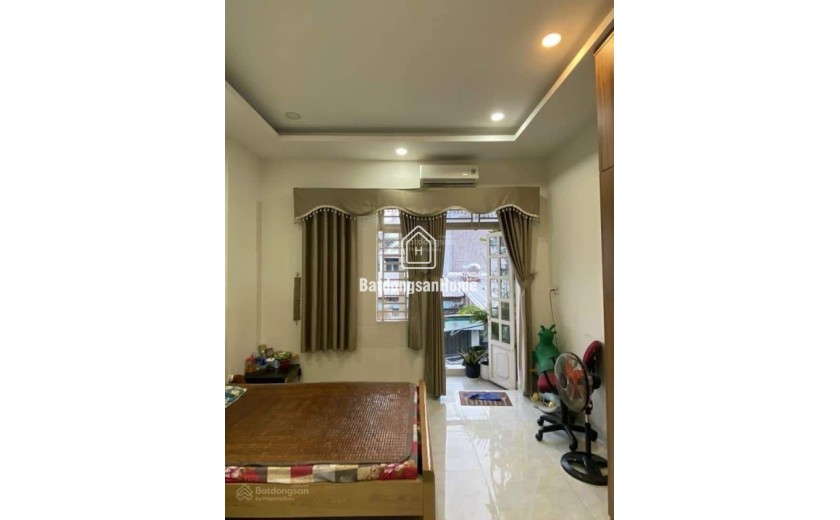 HIẾM - NHÀ XVNT - P.26 - 70M2 - XE TẢI VI VU - 2 TẦNG 3 PN - A4 - CHỈ 8.X TỶ