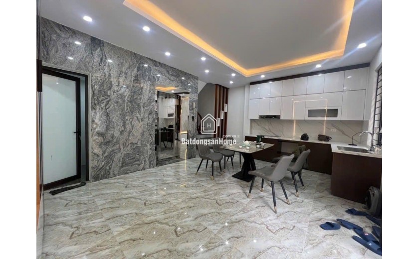 Bán nhà Xuân La Tây Hồ Ô Tô   – kinh doanh – Văn Phòng  thang máy 56m  6tầng15.5 tỷ
