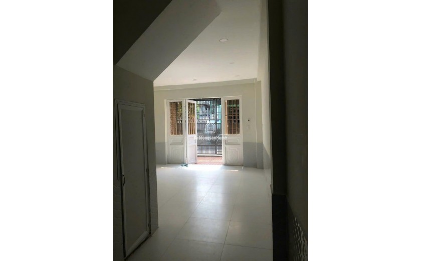 Nhà phố chính chủ đường nhựa 10m, ngang 5,5m