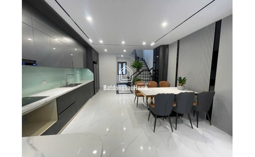 Bán nhà lô góc 6 tầng đẹp như mơ tại trung tâm Ngọc thụy Long Biên