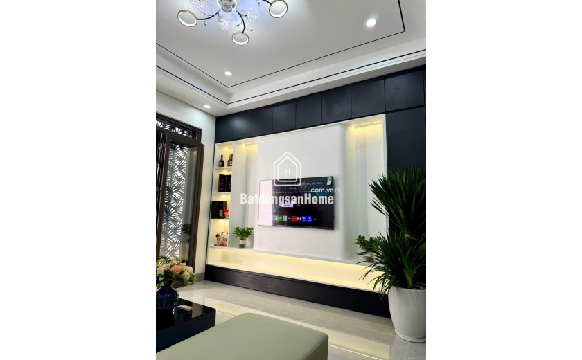 BÁN CĂN NHÀ ĐẸP, 5 TẦNG 47M2 NGỌC THỤY LONG BIÊN