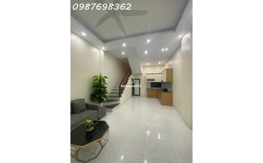 Bán nhà 3 tầng mới full nội thất trung tâm Kì Bá cách Phan bá vành 25m