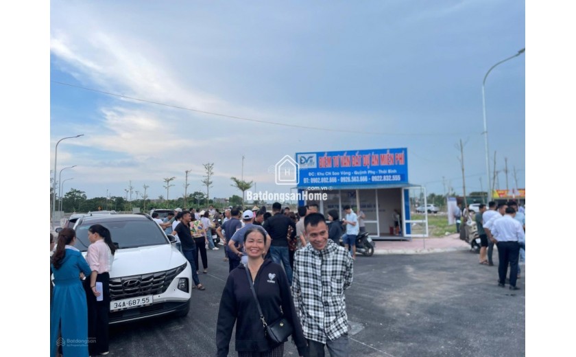 Chính chủ gửi bán mặt ngoài trục chính dự án Quỳnh Mỹ - vỉa hè rộng, kinh doanh buôn bán tốt