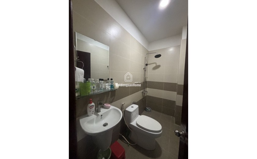 Bán nhà 4 tầng, 4PN, Linh Trung, Thủ Đức. DT 64m2, SH, giá 7.55  tỷ. LH: 0933125879