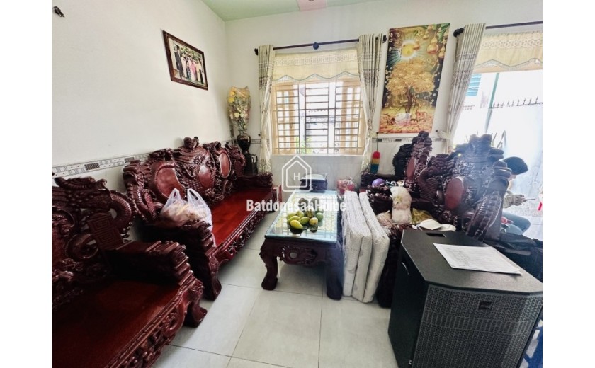 Bán nhà trong ngõ đường Số 8, Linh Xuân, Thủ Đức. DT 174m2, 2 tầng, 4PN, SH, giá 6.15 tỷ. LH: 0933125879
