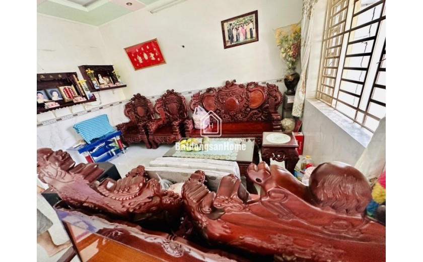 Bán nhà trong ngõ đường Số 8, Linh Xuân, Thủ Đức. DT 174m2, 2 tầng, 4PN, SH, giá 6.15 tỷ. LH: 0933125879