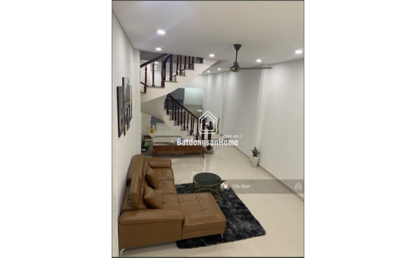 Bán nhà  Đặng Thùy Trâm ( kế bên ĐH Văn Lang ) - đường 12m - Nhà  4 tầng mới- 4 PN master - A4 - khu an ninh - thoáng mát
