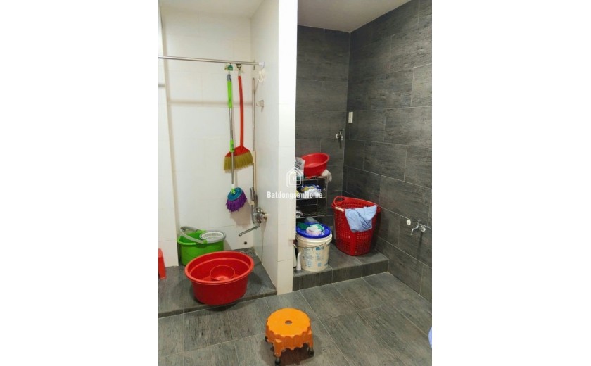 Bán nhà 94m2 - Mặt Tiền Đường Nguyễn Văn Tố, Quận Tân Phú