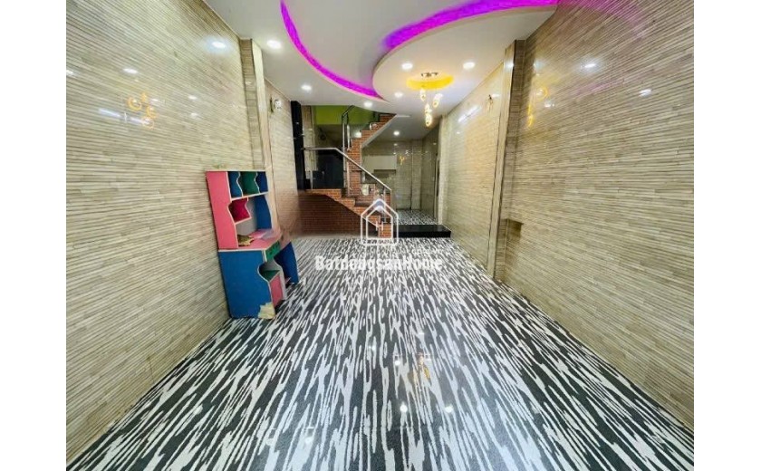 Bán nhà hẻm xe hơi 5m 60m² - Đường Âu Cơ, Q. Tân Phú - 4PN - 5,3 tỷ