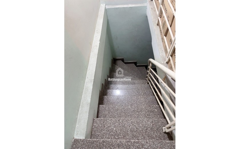 Bán nhà Mặt Tiền DT 80m2 - Đường Lê Sao - Quận Tân Phú