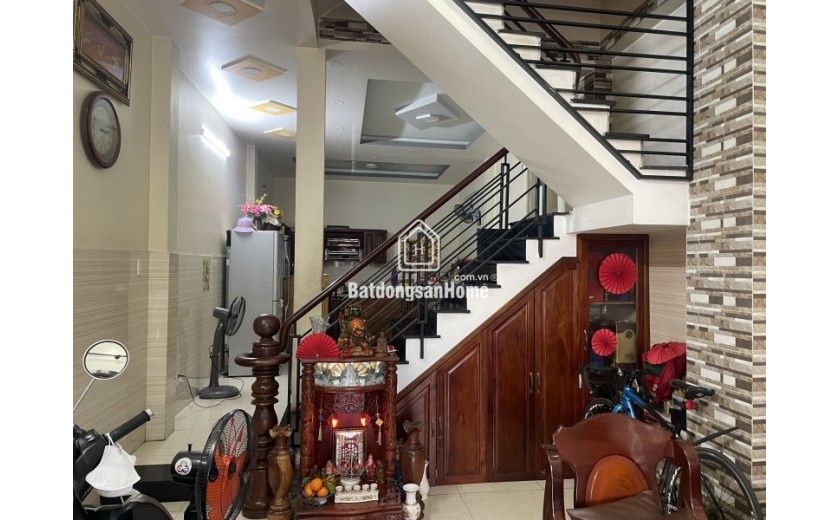 Bán nhà trong ngõ Lê Thị Hoa, Bình Chiểu, Thủ Đức. 71m2, 3 tầng, 3PN. Sổ hồng, giá 6,05  tỷ. LH: 0933125879