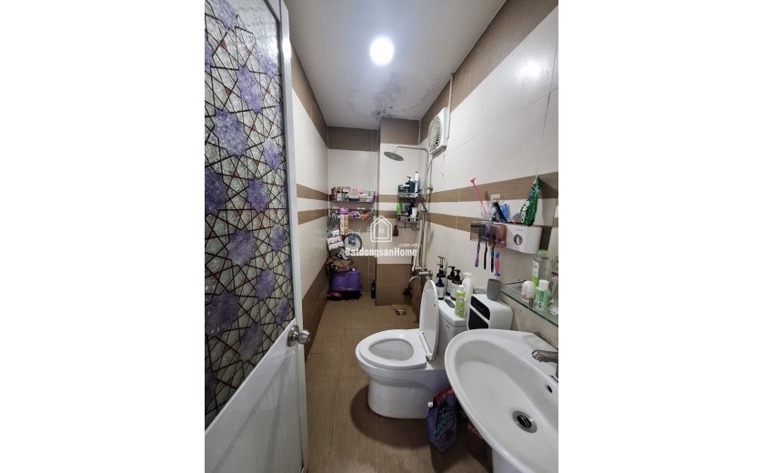 Bán nhà  Phước Long B, DT 80m2, 4 tầng, 9PN, 9WC, Q.9, 7.25  tỷ, sổ hồng