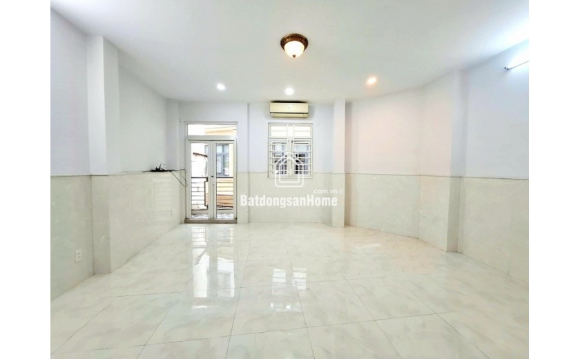 NHÀ HNB RẤT ĐẸP, SÁT ETOWN CH, 3 LẦU ĐÚC, 43M² 3PN, CHỈ 5M RA HẺM Ô TÔ
