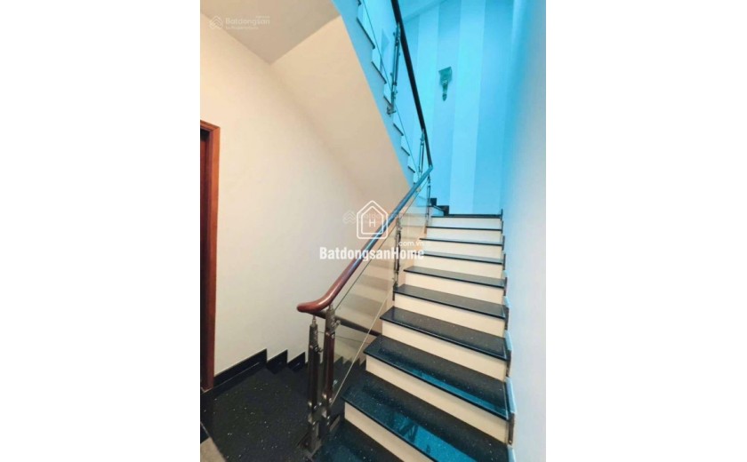 KHU PHÂN LÔ - PHẠM VĂN ĐỒNG - 83M2 - 4 TẦNG - 4 PN - MỚI ĐẸP - Ô TÔ TRÁNH - A4 - 14.X TỶ